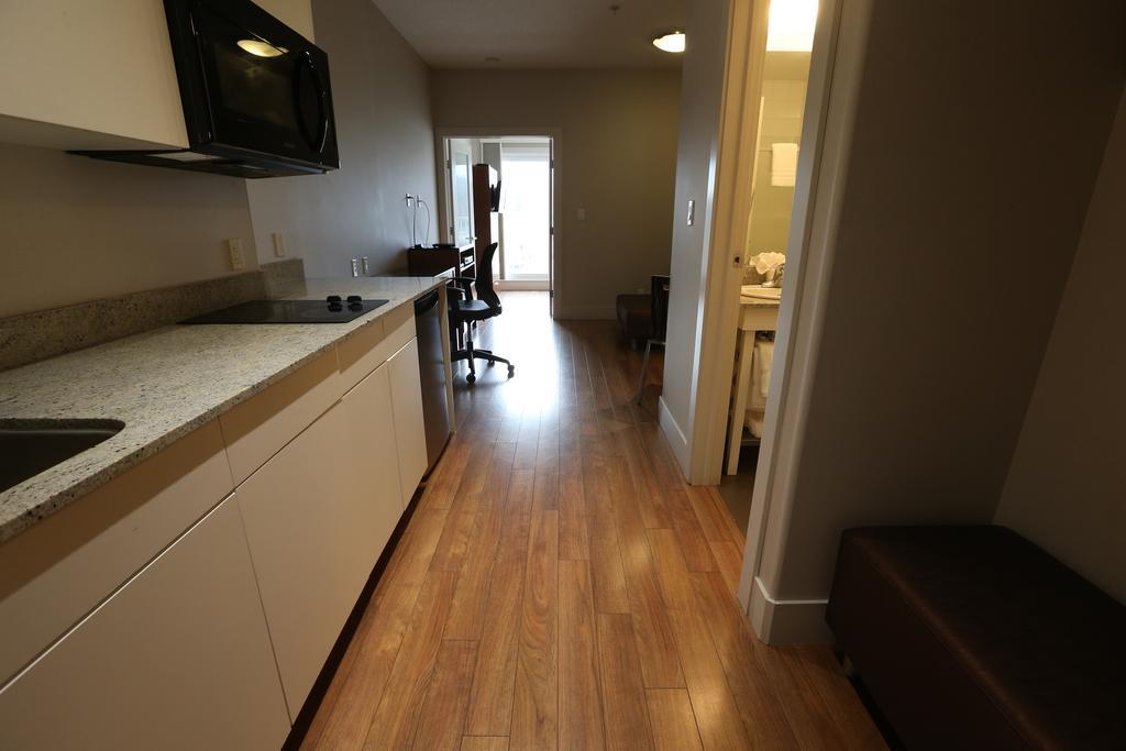 Baymont By Wyndham Fort Mcmurray Exterior photo