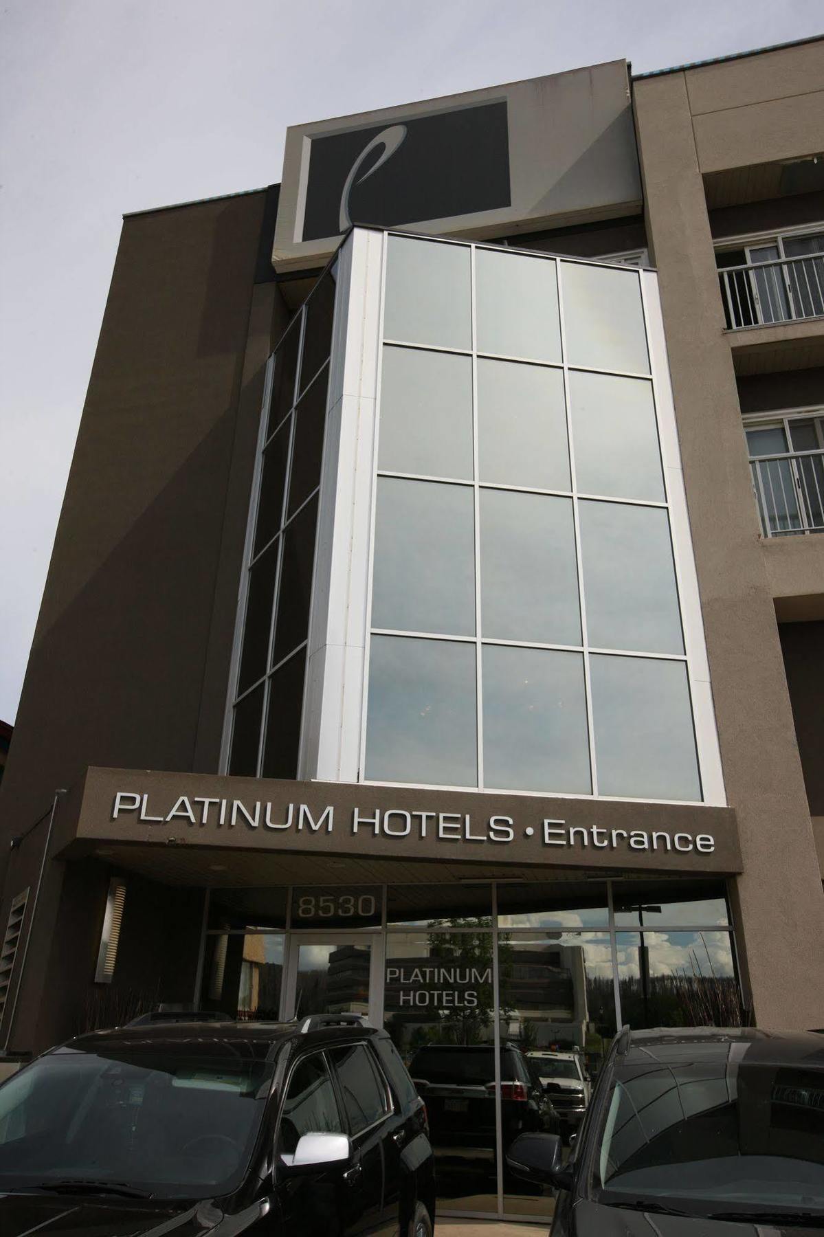 Baymont By Wyndham Fort Mcmurray Exterior photo